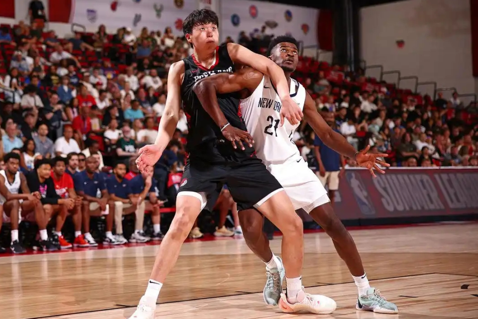 om, 单前 om, 单前