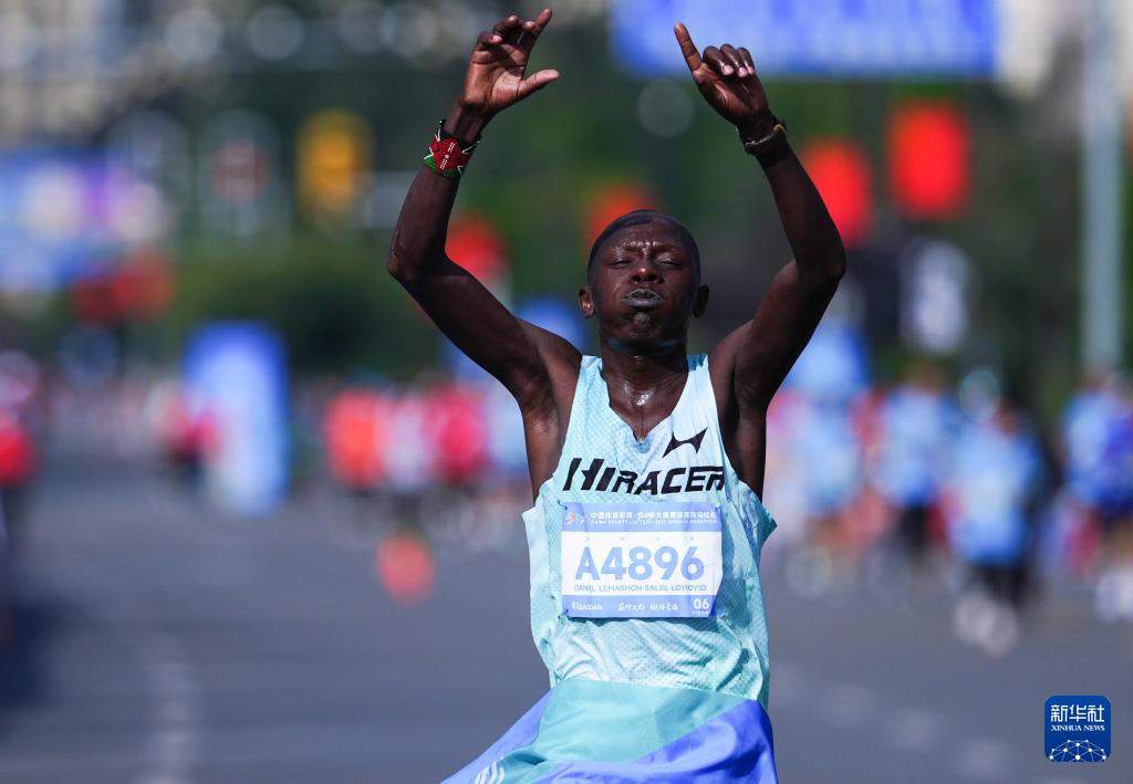 原马拉松在, span, 参加 原马拉松在, span, 参加