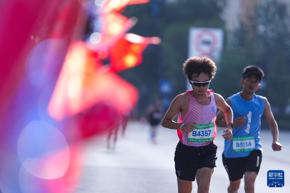 原马拉松在 原马拉松在