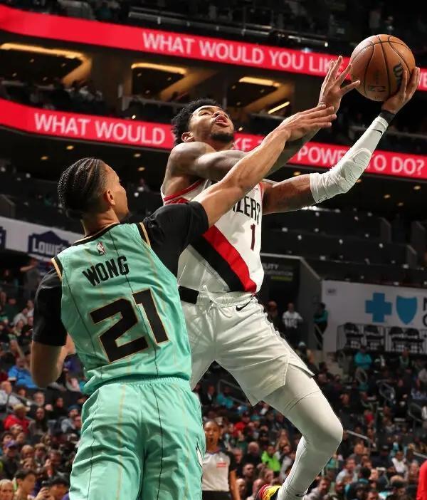 的表现变得, 成绩, LBI